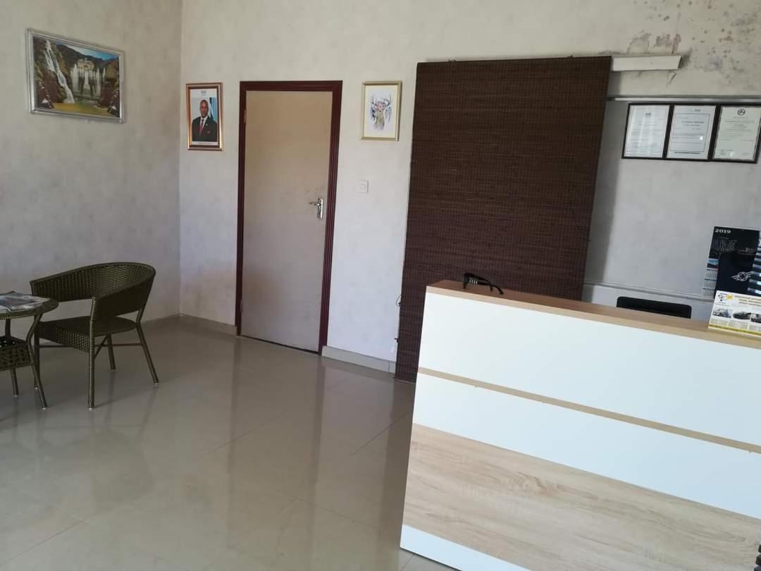 Lee Bed & Breakfast Francistown Exterior foto